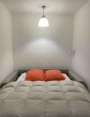 Newly Renovated Studio Near the Eiffel Tower